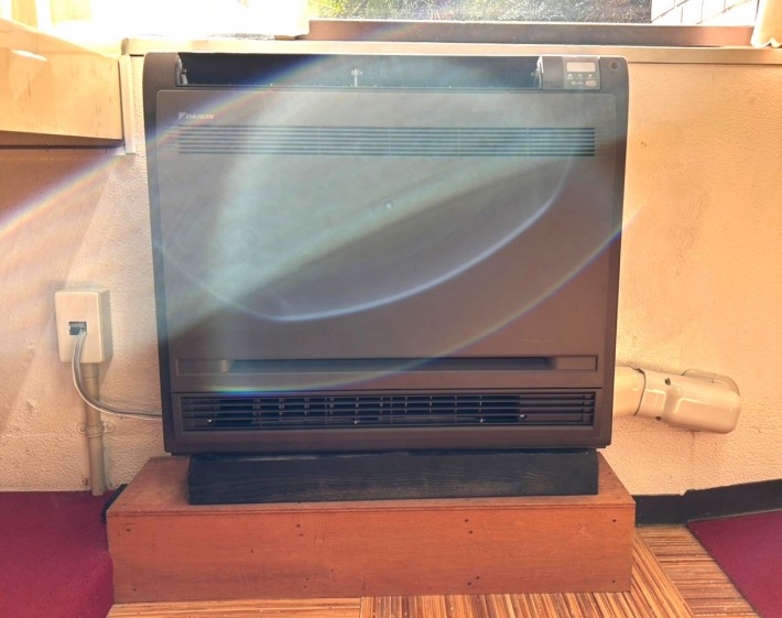 福岡市西区　床置きハウジングエアコンのサムネイル